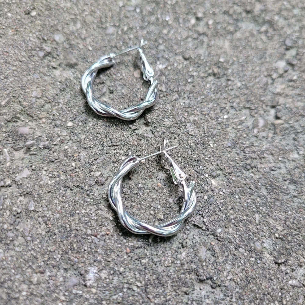 2 for $14! Silver Hoop Earrings NWOT - Picture 2 of 2